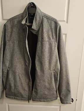 Tommy Hilfiger Gray Textured Lightweight Jacket